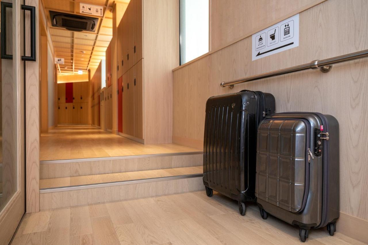Ninja & Geisha Hotel Осака Екстериор снимка